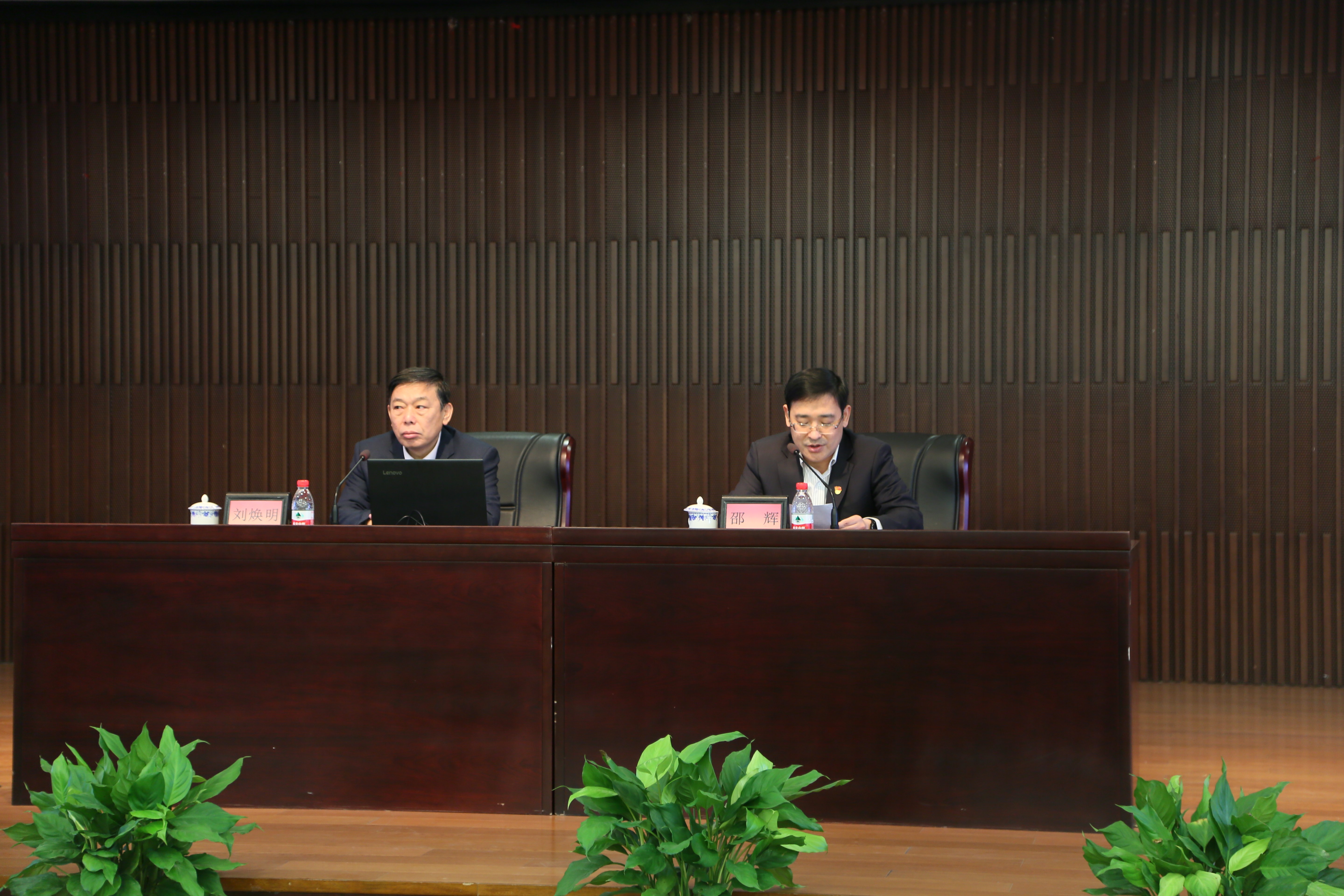 1637894898426403.jpg 2.jpg