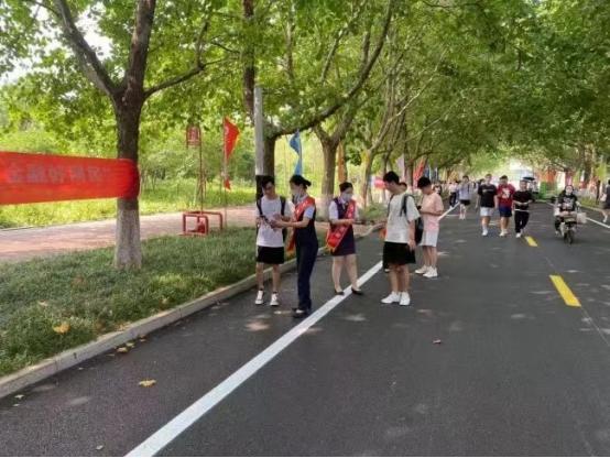 点击看大图 消保在行动“守护”幸福家 青岛银行开展“金融知识普及月 金融知识进万家”系列宣传活动