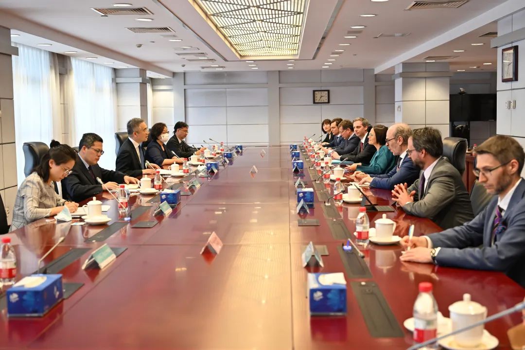 1685002075875253.jpg 640.jpg