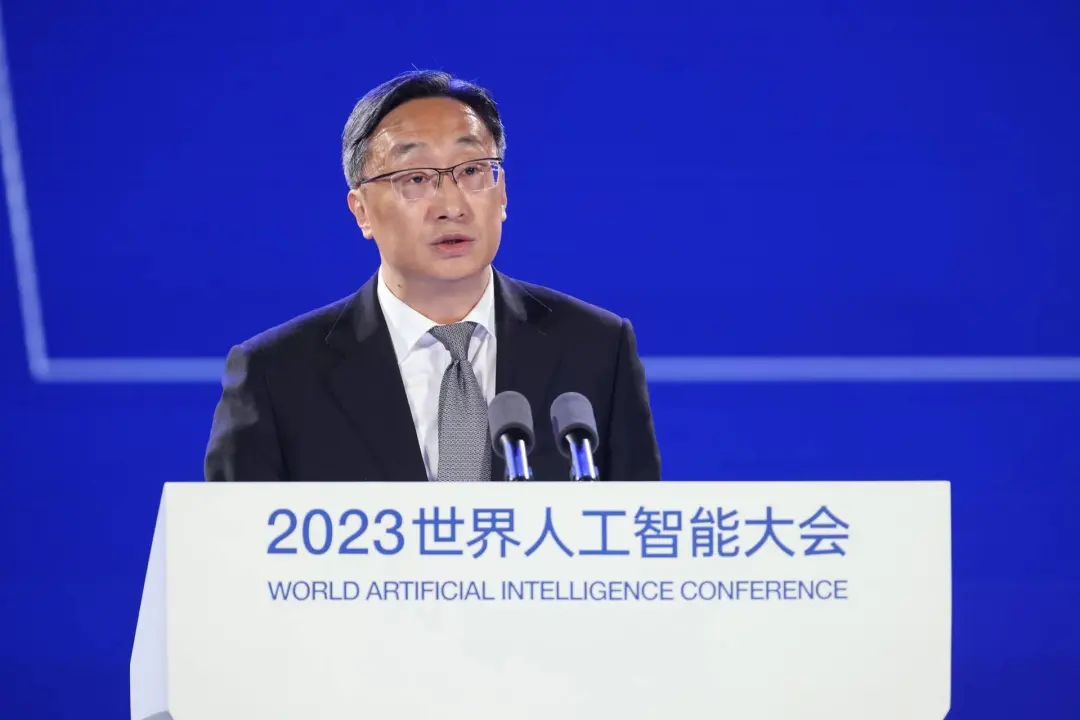 1688741399552217.jpg 640.jpg