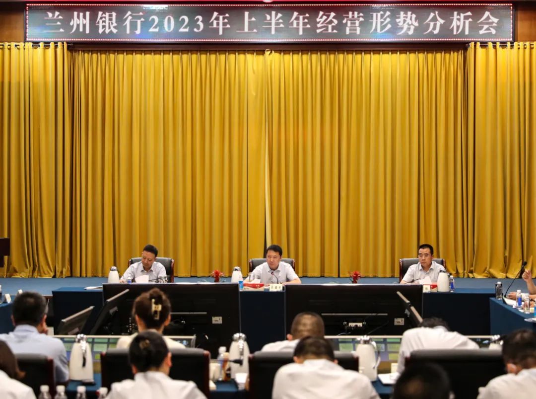 1689626313328512.jpg 640.jpg