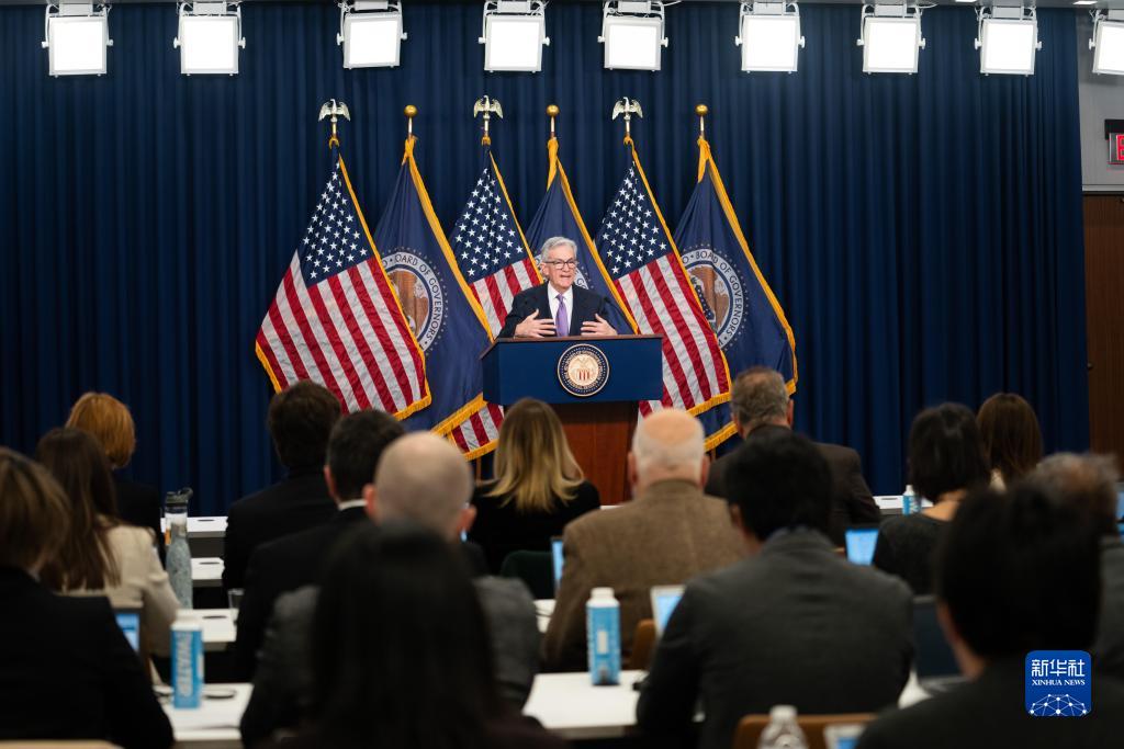 1702521524695644.jpg 1130026190_17025116502911n.jpg