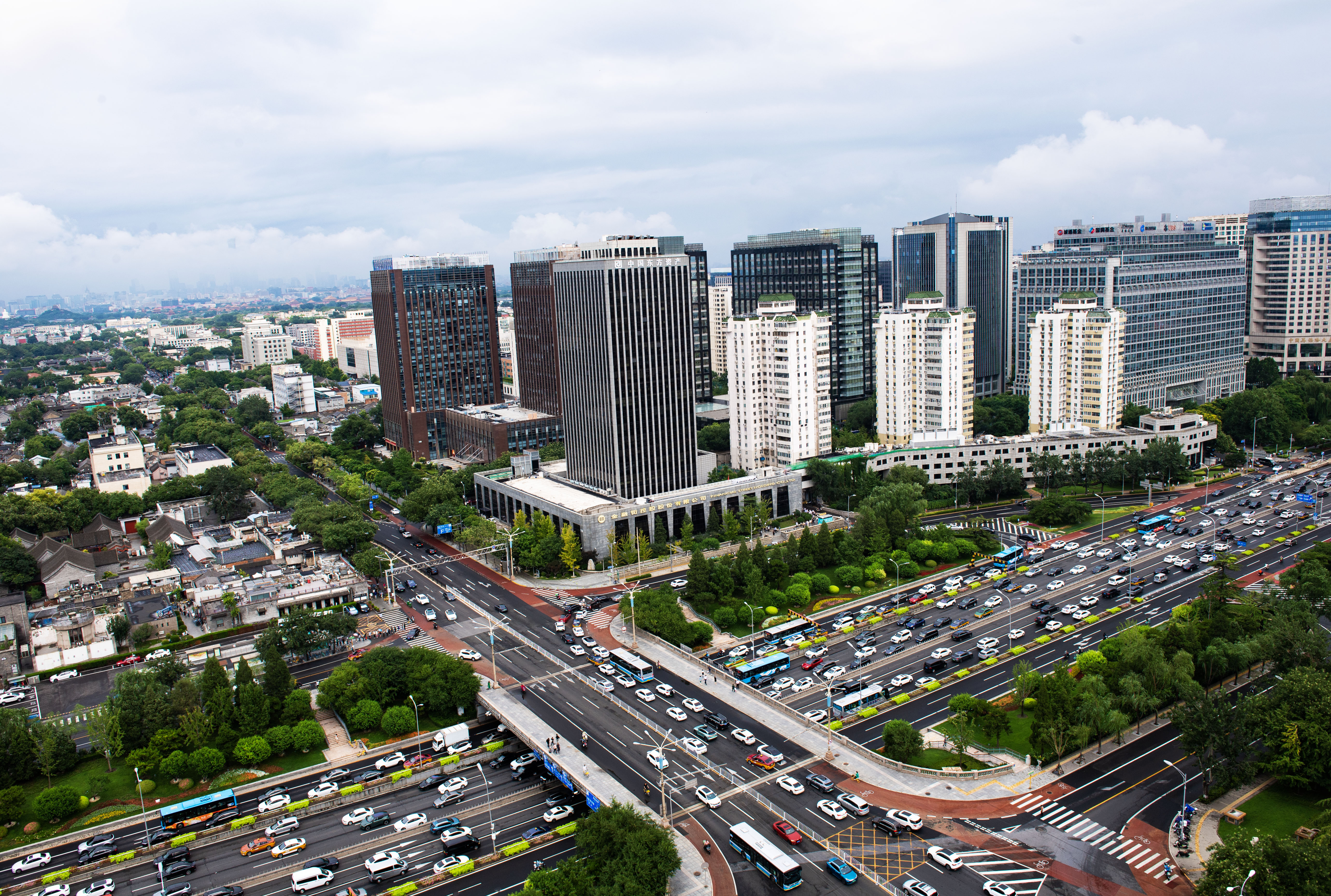 1722561257535966.jpg 2024年7月25日办公室窗前拍摄雨后的北京-2.jpg