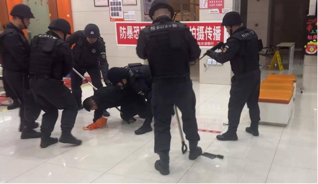 1737453903173352.png 图片3.png